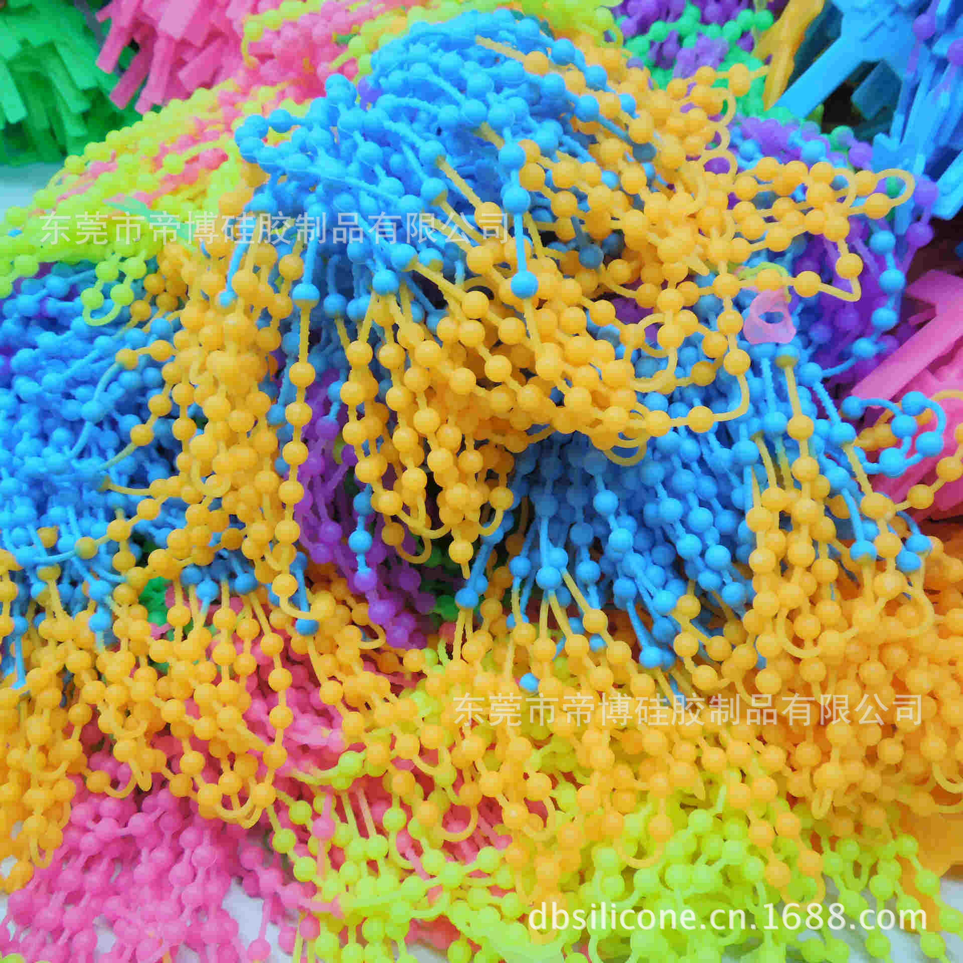 硅膠廠一般生產(chǎn)什么東西 硅膠廠一般生產(chǎn)什么東西